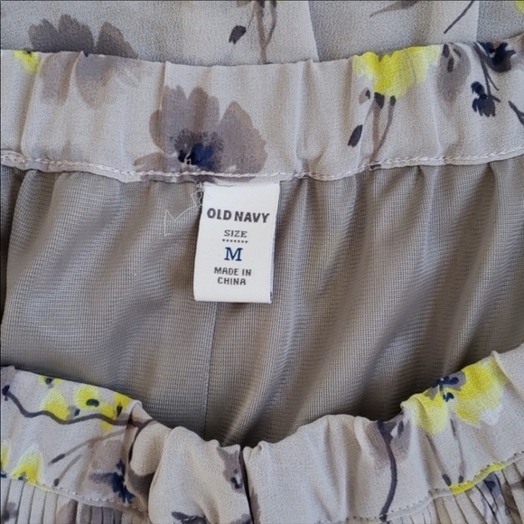 Old Navy Floral Skirt - Picture 3 of 4